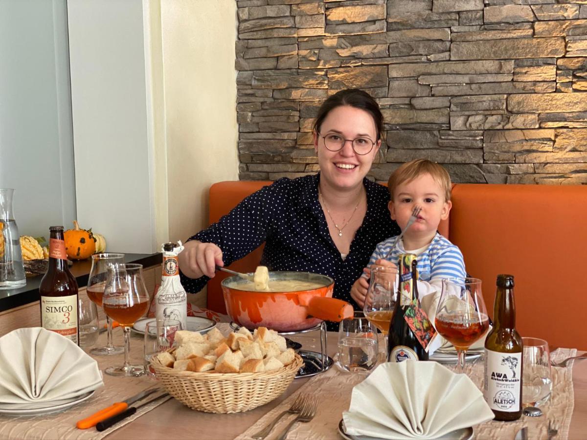 Boutique Und Bier Hotel Des Alpes 费施 外观 照片