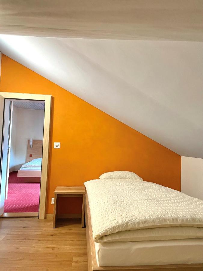Boutique Und Bier Hotel Des Alpes 费施 外观 照片