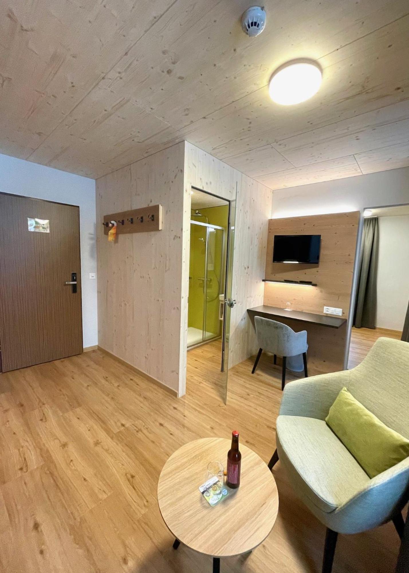 Boutique Und Bier Hotel Des Alpes 费施 外观 照片